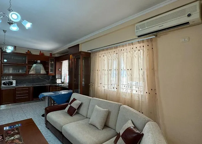Seaview Penthouse In - Near The