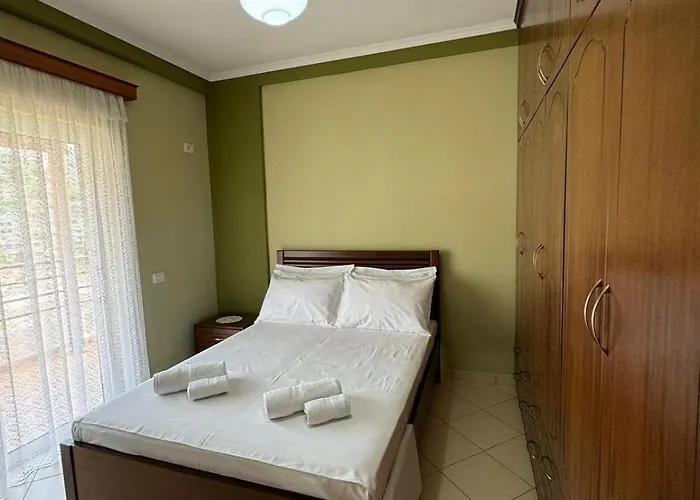 Seaview Penthouse In - Near The